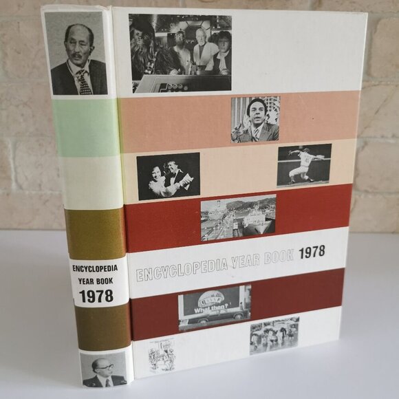 1978 Year Book Encyclopedia Vintage Birthday Gift Annual Recap Grolier Gen X - Picture 1 of 10